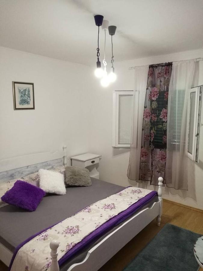 Seaside House For Families With Children Cove Tvrdni Dolac, Hvar - 2057 Gdinj Ngoại thất bức ảnh